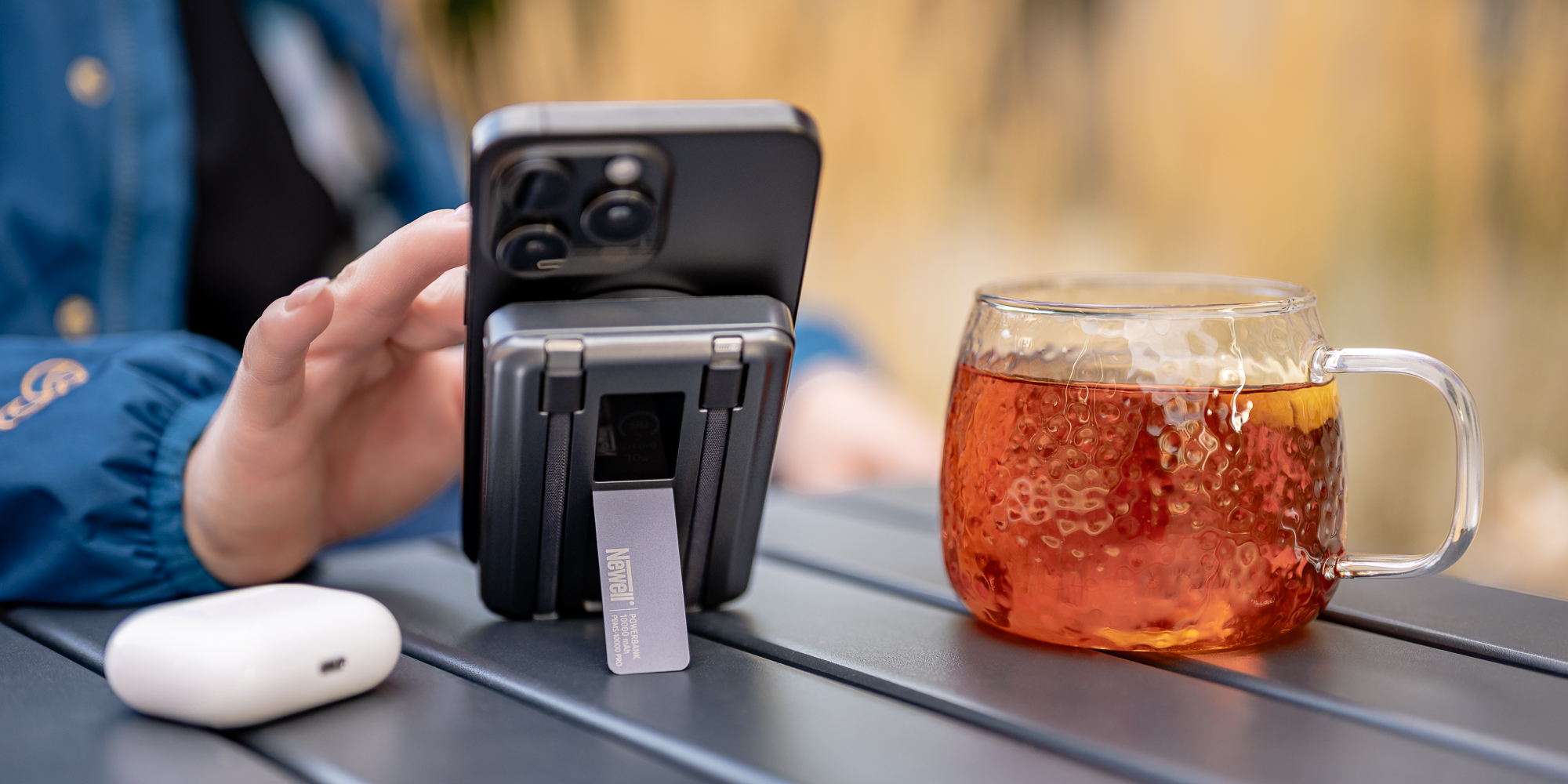 Power Bank Newell MS-10000 Pro MagSafe 10000 mAh Lightning, USB-C - szary